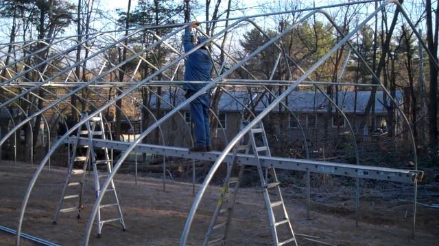 How To Build A Greenhouse - Step 10: Installing The Ridge Purlin