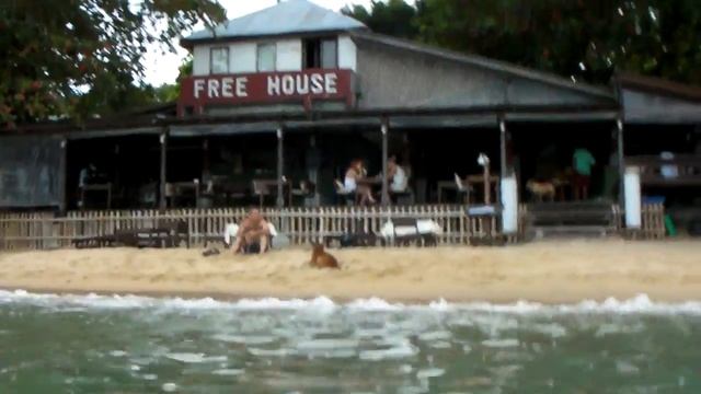 kho samui in the "free house bungalows" november 2011 from fred