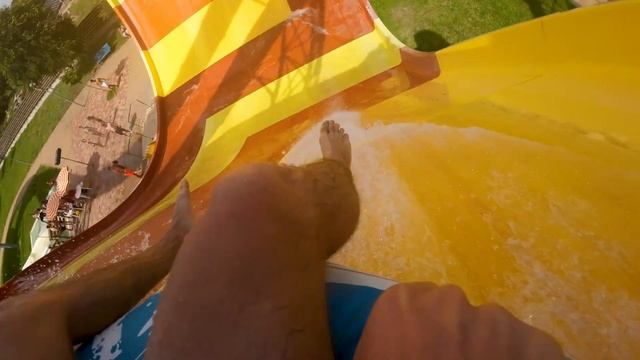 Adrenalina pura la AQUAPARK HAJDUSZOBOSZLO | Cat te costa intrarea si cazarea