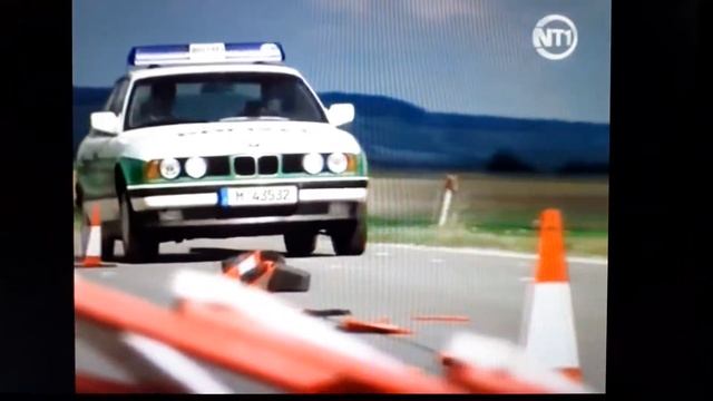Medicopter 117 polizeiwagen bmw 5 e34