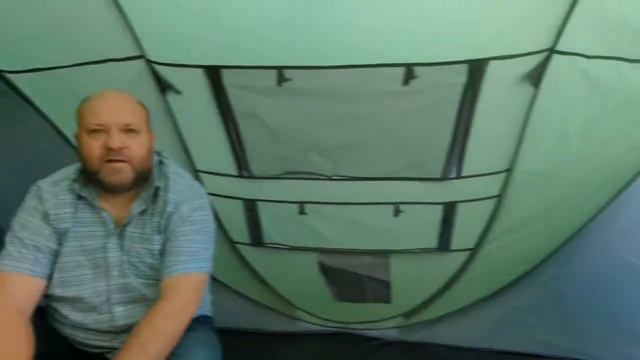 Outsunny 4 person pop-up tent (up and down)