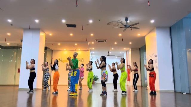 Sofia Zumba Cơ Bản Cho Người Mới