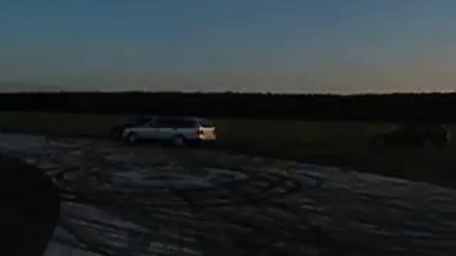 MERCEDES E320,E240 VS AUDI A4 CABRIO