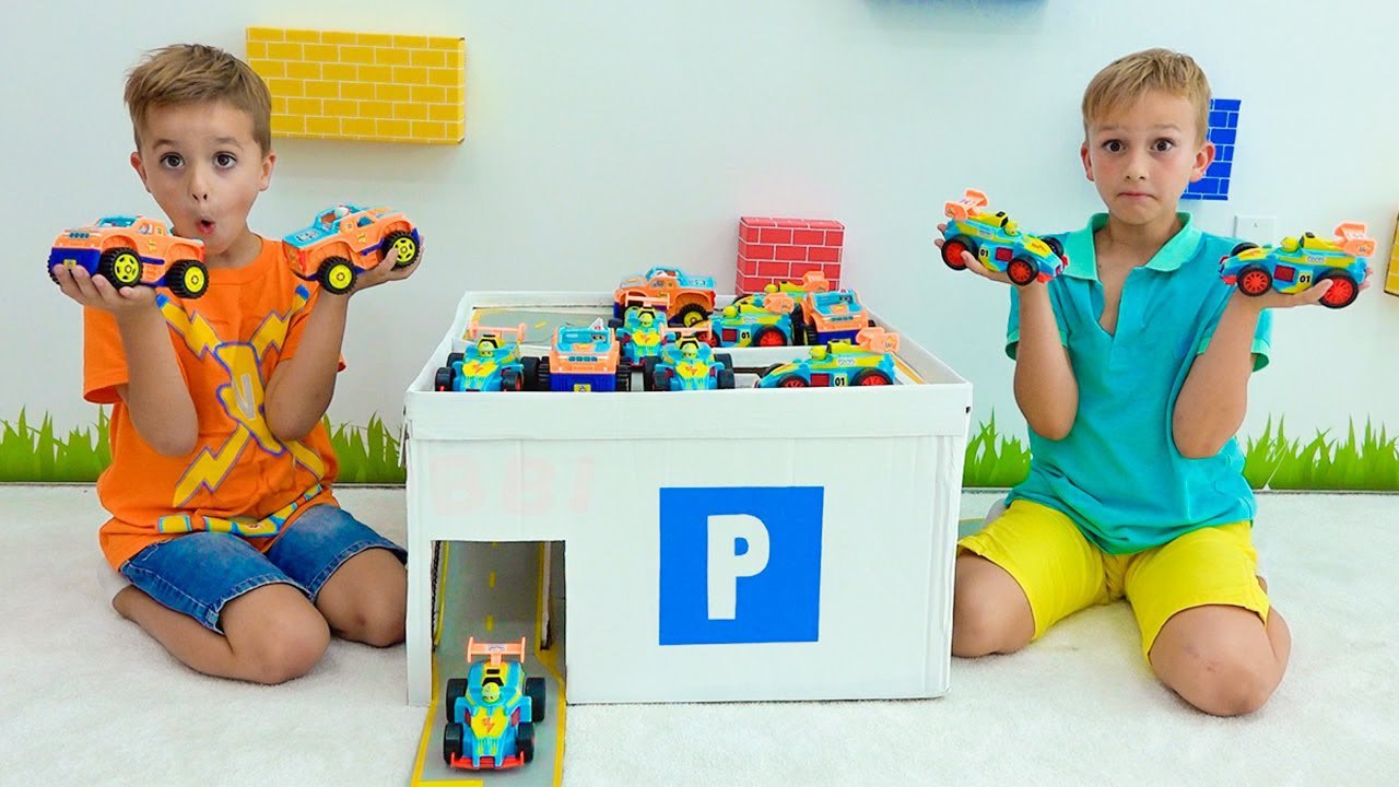 Влад и Ники. Дети играют с НОВЫМИ игрушечными МАШИНКАМИ! Видео для детей.