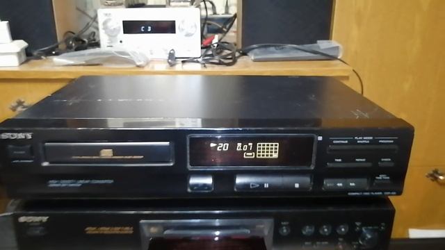 Sony CDP-312 Видео работы к моему объявлению на сайте Авито.