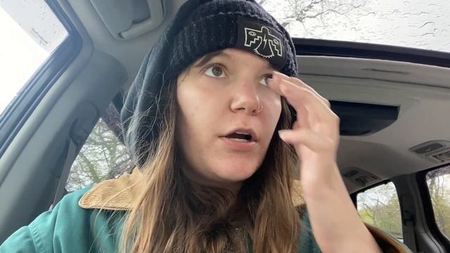 birthday reading vlog! 🌸 spring nature walks, thrift store adventures, & birthday gifts