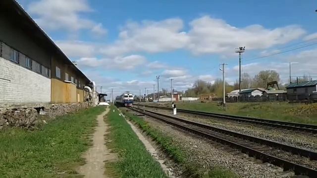 "Привітний" Дизель-поїзд ДР1А-260 слідує рейсом 6401 Овруч - Возлякове