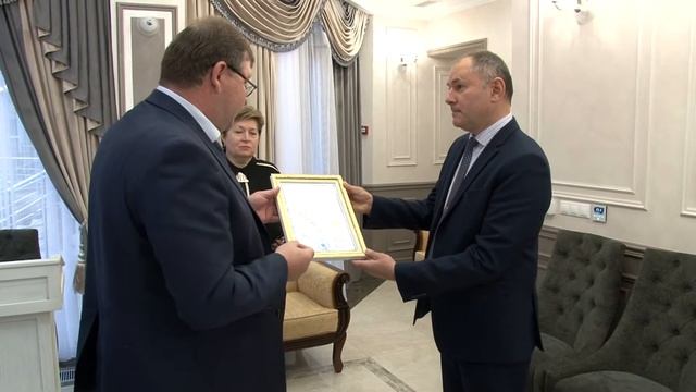 Вручение сертификата на проживание