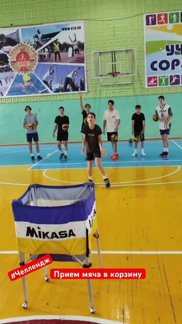 Доводка мяча в корзину #volley #volleyball #волейбол #shorts #sports