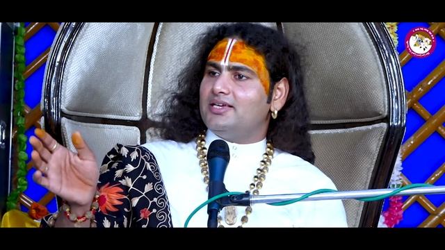 जानिए घर के मुख्य दरवाजे पर निम्बू मिर्ची टांगने से क्या होता है। श्री अनिरुद्धाचार्य जी महाराज