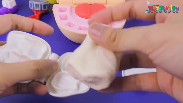 Play Doh Dr Drill and Fill Chơi khám răng quá kinh dị  - ToyStation 08