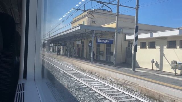 MOLTI INCROCI IN VIAGGIO SULL'INTERCITY 704 DA BARI CENTRALE A BARLETTA!