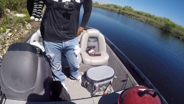 We Brought A Grill On The Boat?!? (DANGEROUS)