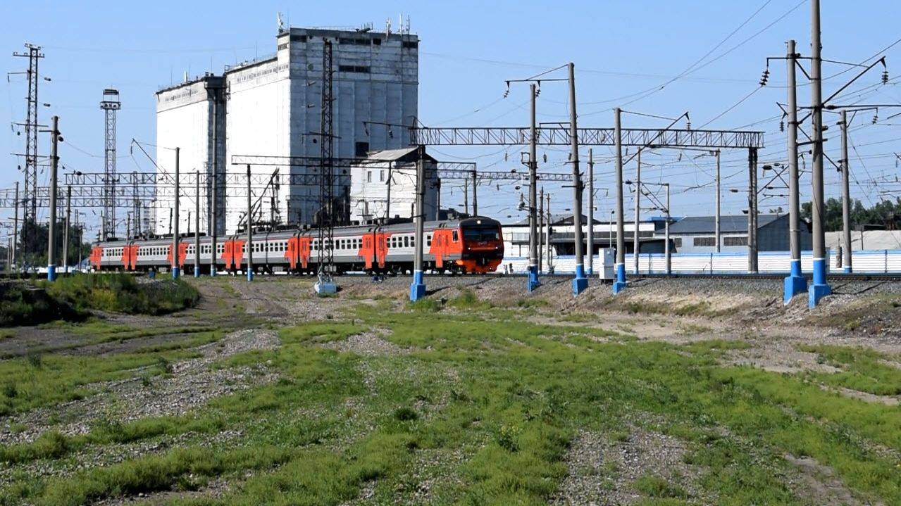 Электропоезд ЭД9Э-0036