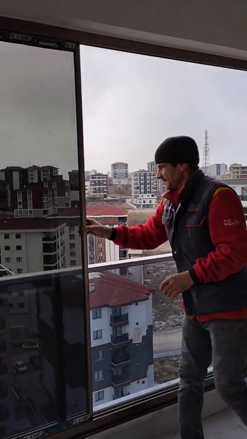 ISICAMLI CAM BALKON EKSENEL KOL İLE KOLAY KULLANIM