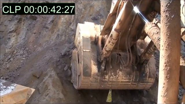 Productivité pelle terex rh340.wmv