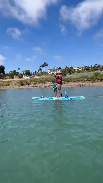 Fitz’ first time paddle boarding! 🌊🌊 #summer #summervibes #summeractivities #paddleboarding