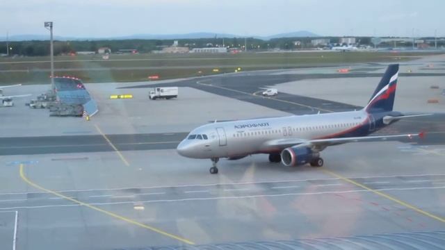 Aeroflot A320 leaving Gate Frankfurt