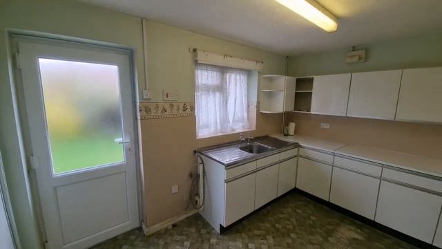 BUNGALOW TOUR UK Modernisation Required! For Sale £240,000 Swaffham, Norfolk Longsons Estate Agents