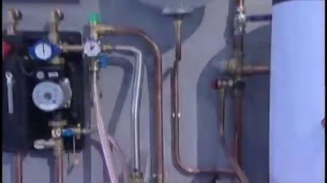 Ecobuild UK 2012 - Fill & Flush (Fernox - Vaillant) - live demonstration from Practical Installer