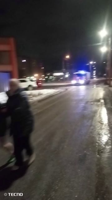 невозможно смотреть на то что уничтожается,что построил всё своими руками (((