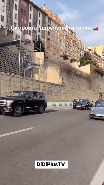 Иран. Гонки на дорогах. #иран #тегеран #iran #tehran #путешествия #music #shorts #car #гонки