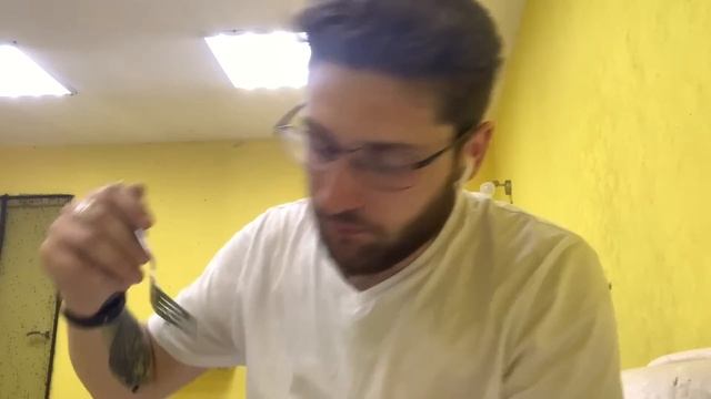 Mamix | МАМИКС  -  049. 24 HOURS IN A ROOM WITH 20,000 GREEN FLIES!