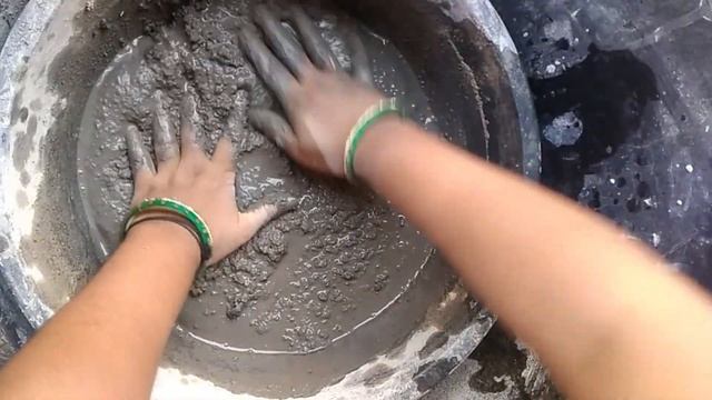 ASMR-dusty gritty Sand cement crumble in water and dry