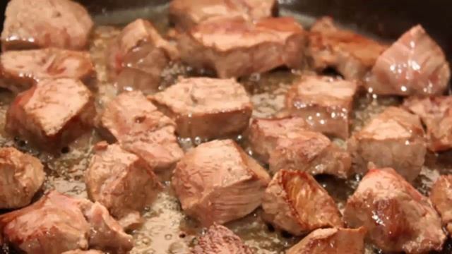Вкуснейшая жареная говядина Пальчики оближешь