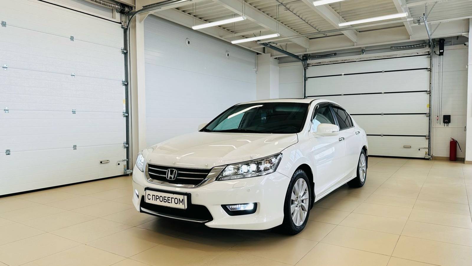 Honda Accord, 2013 год