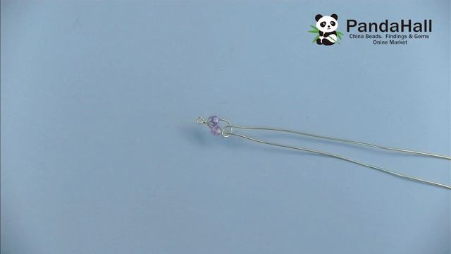 Браслет из стеклянных бусин и латунных проволок