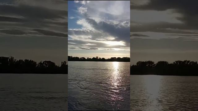 ВОЛГА.ВЕЧЕР.ПАВОДОК.