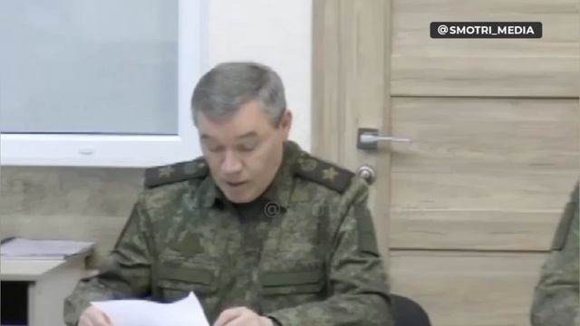 Президент России Владимир Путин в среду провел совещание в одном из пунктов управления