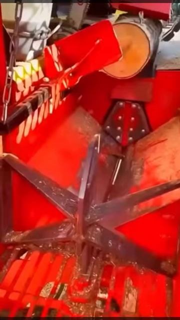 Как работает машина для заготовки дров #дрова