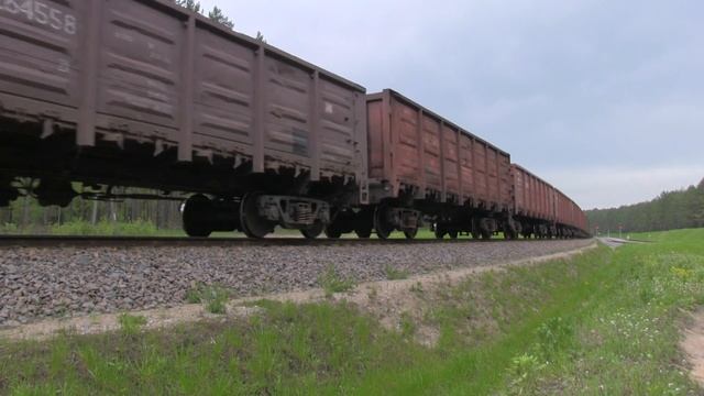 2ТЭ10УК-0390 с грузовым поездом / 2TE10UK-0390 with a freight train