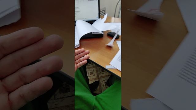 Бумагу не экономят...