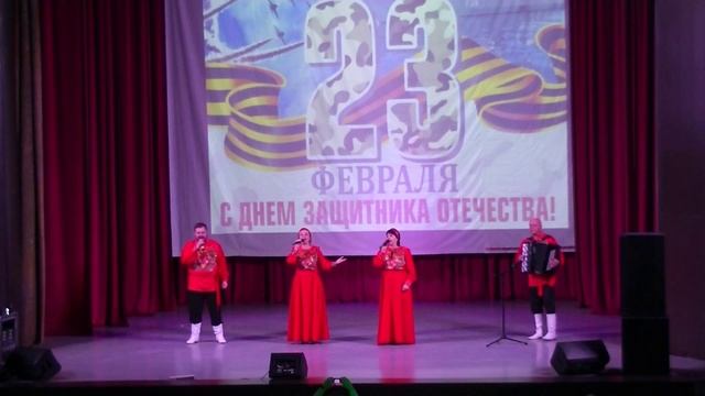 Народный ансамбль Аюшка" - "Наше время гармони в руки брать..."