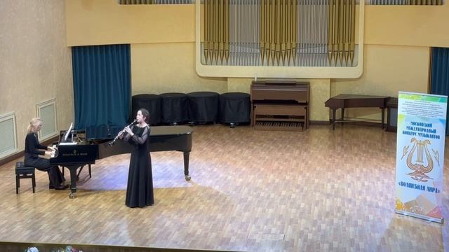 Карл Мария фон Вебер, Концерт для  кларнета с оркестром № 2, 1часть. Светличная Анастасия.