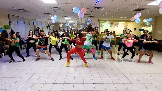 Умопомрачительная ламбада! Сколько жизни и позитива в этом танце! LAMBADA 🔥