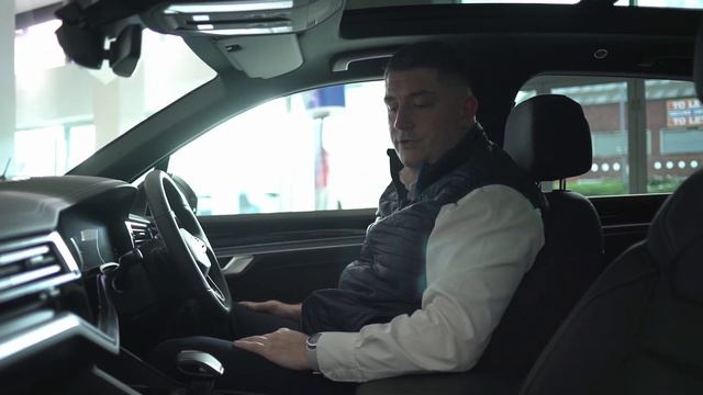 WOLVERHAMPTON VW   TOUAREG 2024   WALK AROUND