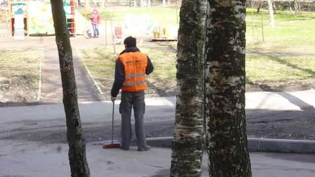 "Как раб на галерах"  :-) )))