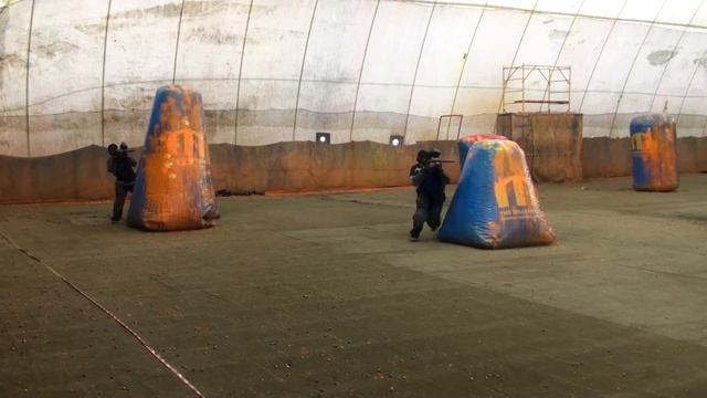R'n'R Light  vs  GunsUp (1/4)