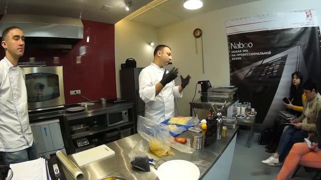 Работа профессионального оборудования