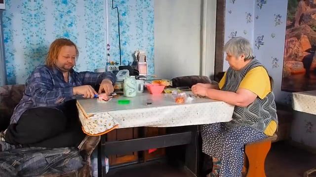 Пенсионер Владимир Васильевич вернулся из поликлиники Деревенская семейная кухня Жизнь ПОДВАЛ ИЛЬИЧА