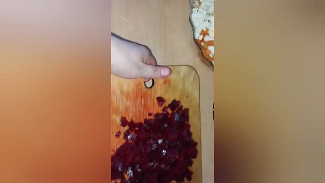 салат свёкла очень полезно и вкусно 😋