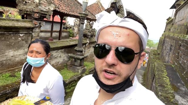 Bali Pray and Love 🙏🏽❤️ Besakih Temple