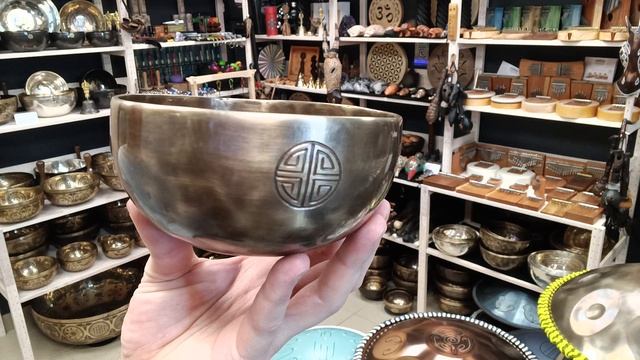 Кованая поющая чаша Full Moon antique ( 13 см, нота: Соль, 415 Гц ) /Singing Bowl / shamanic.moscow