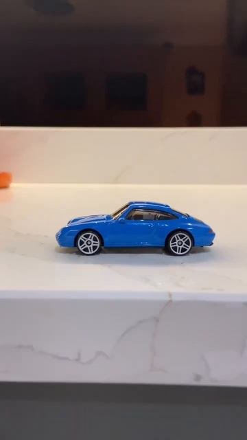 Porsche 993 Carrera by Hot Wheels #porsche #porsche993