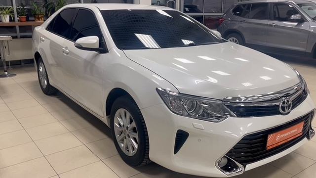 Toyota Camry 2015