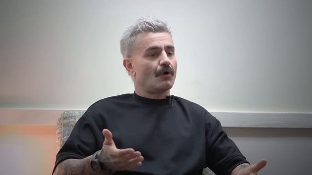 With Shahin Najafi - گردن کشی سردار مفخمی برای ملت